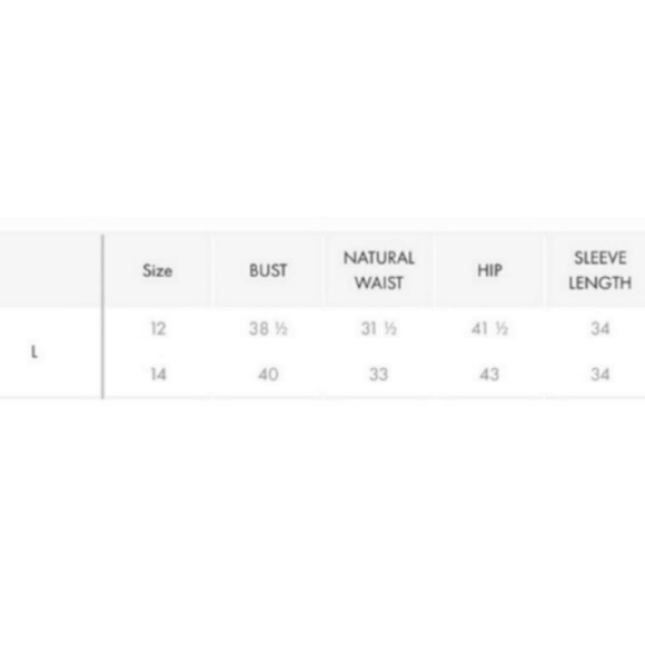 BANANA REPUBLIC - PREMIUM BUTTON SWEATER! ❤️ - Picture 4 of 4